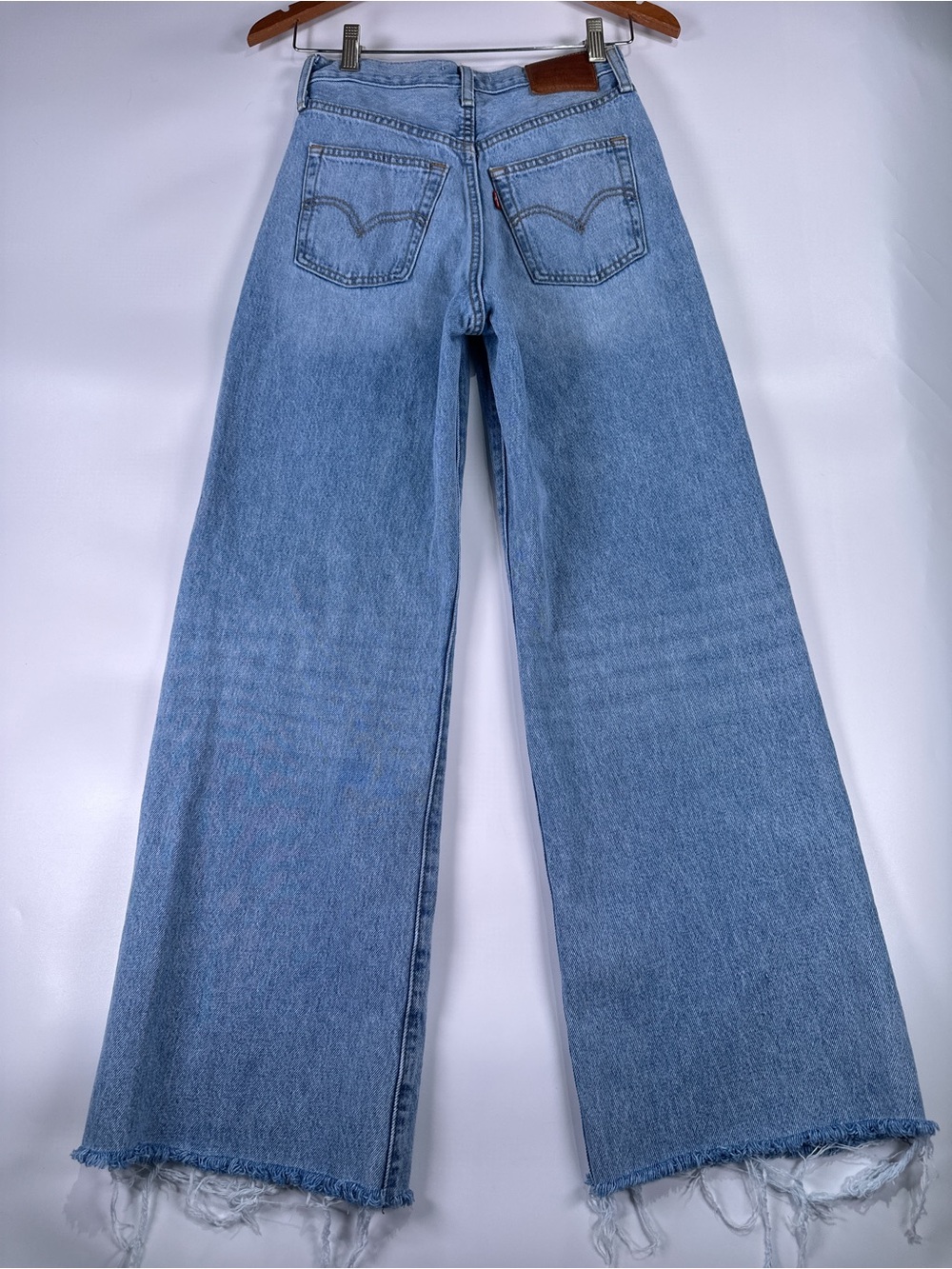Levi's Premium Ribcage Wide Leg Jeans Raw Hem 100% Cotton Blue Size 25 - Picture 5 of 15